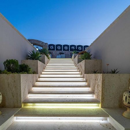 Borgo Marino Beach Residence Lampedusa Bagian luar foto